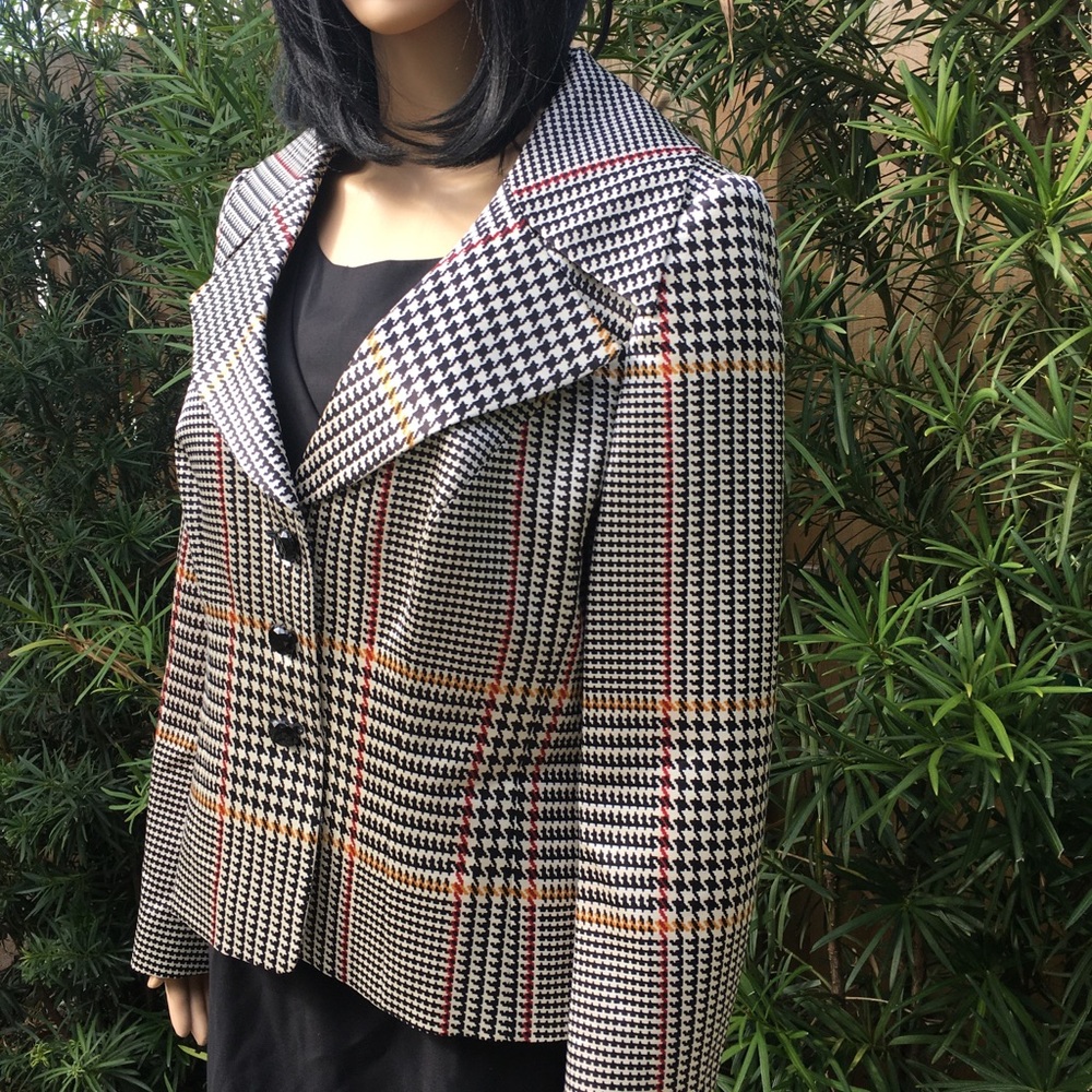 ESCADE MODERN HOUNDSTOOTH SILK JACKET - Picture 10 of 10